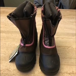 Girls winter boots !!